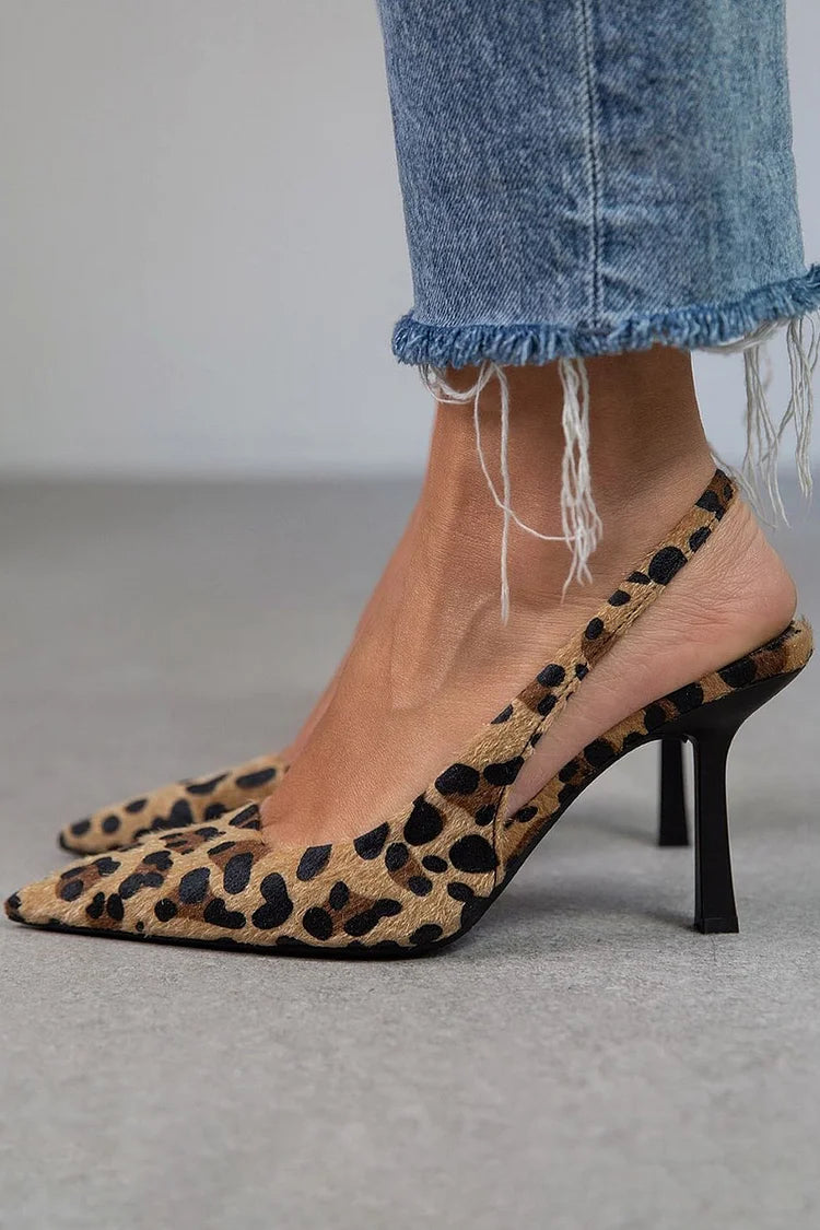 LEONORA |  Elegant animal décolleté for a bold style