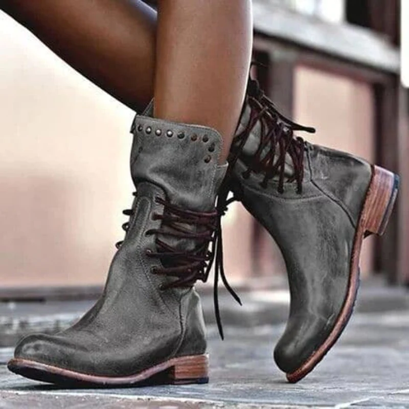 Aruna Elegant & Comfortable Boots