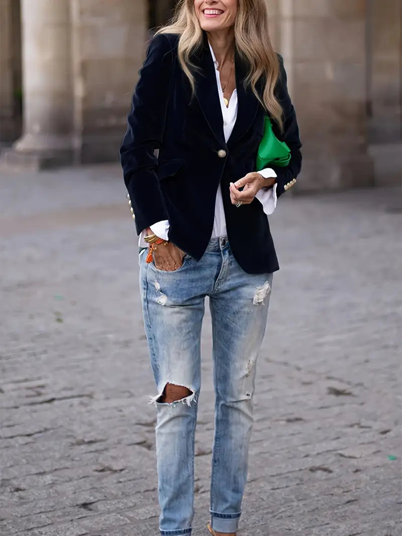 Mila | ELEGANT VELVET BLAZER