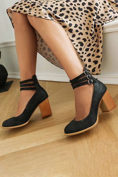 Caa™ | Elegant smooth sandals with ankle strap and thick heel for a sophisticated look