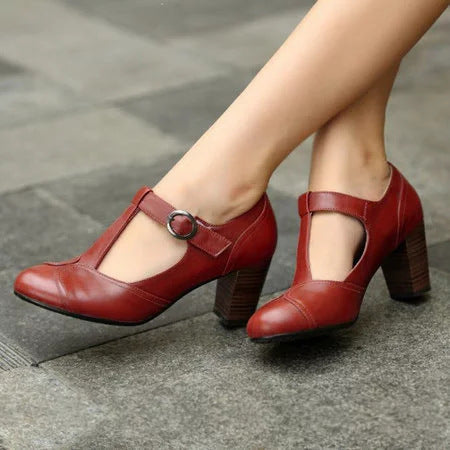 RACHELE | Elegant T-bar pumps with low heel for a refined look