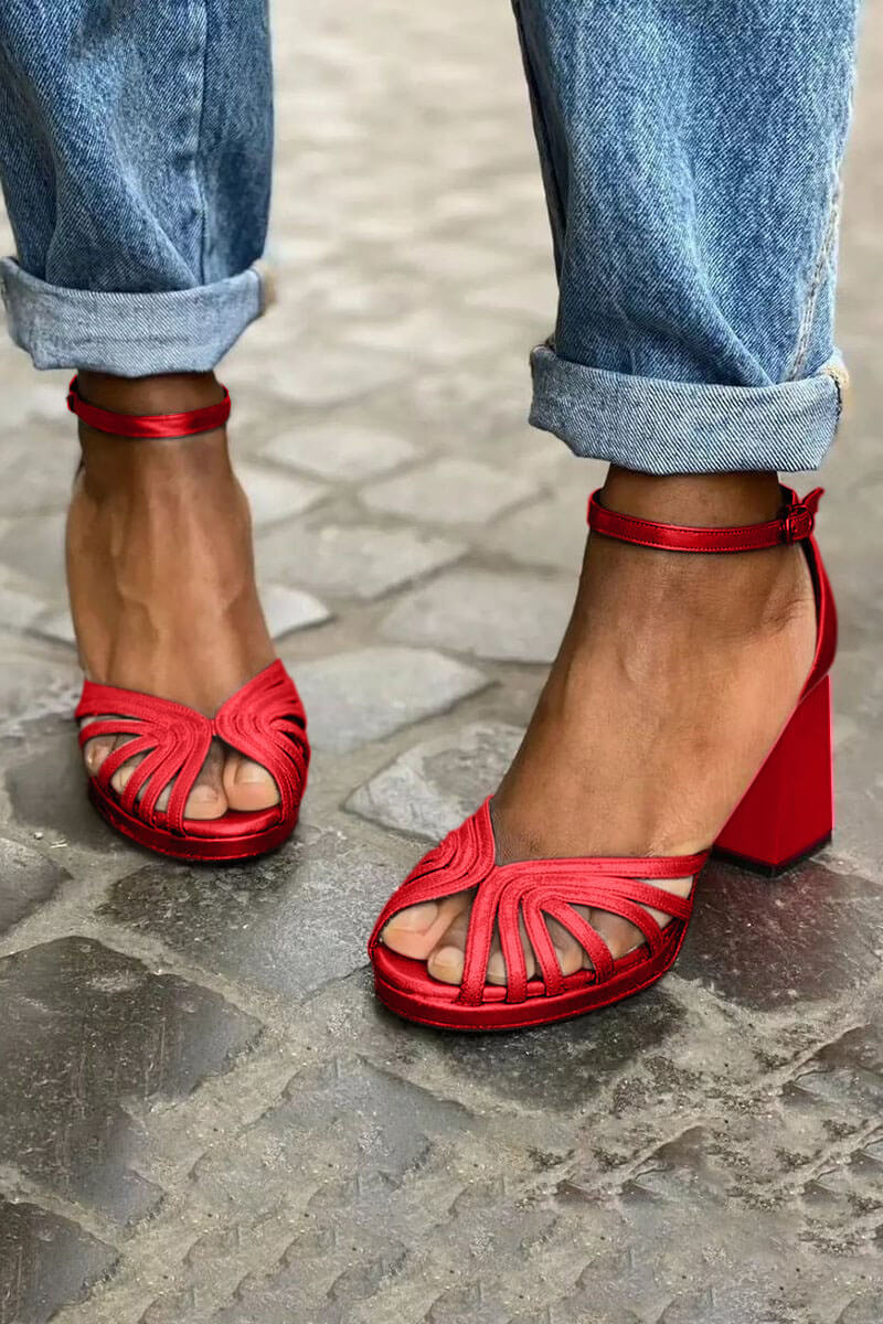LUMA | Elegant Metallic Sandal with Fluorescent Heel for a Unique Style